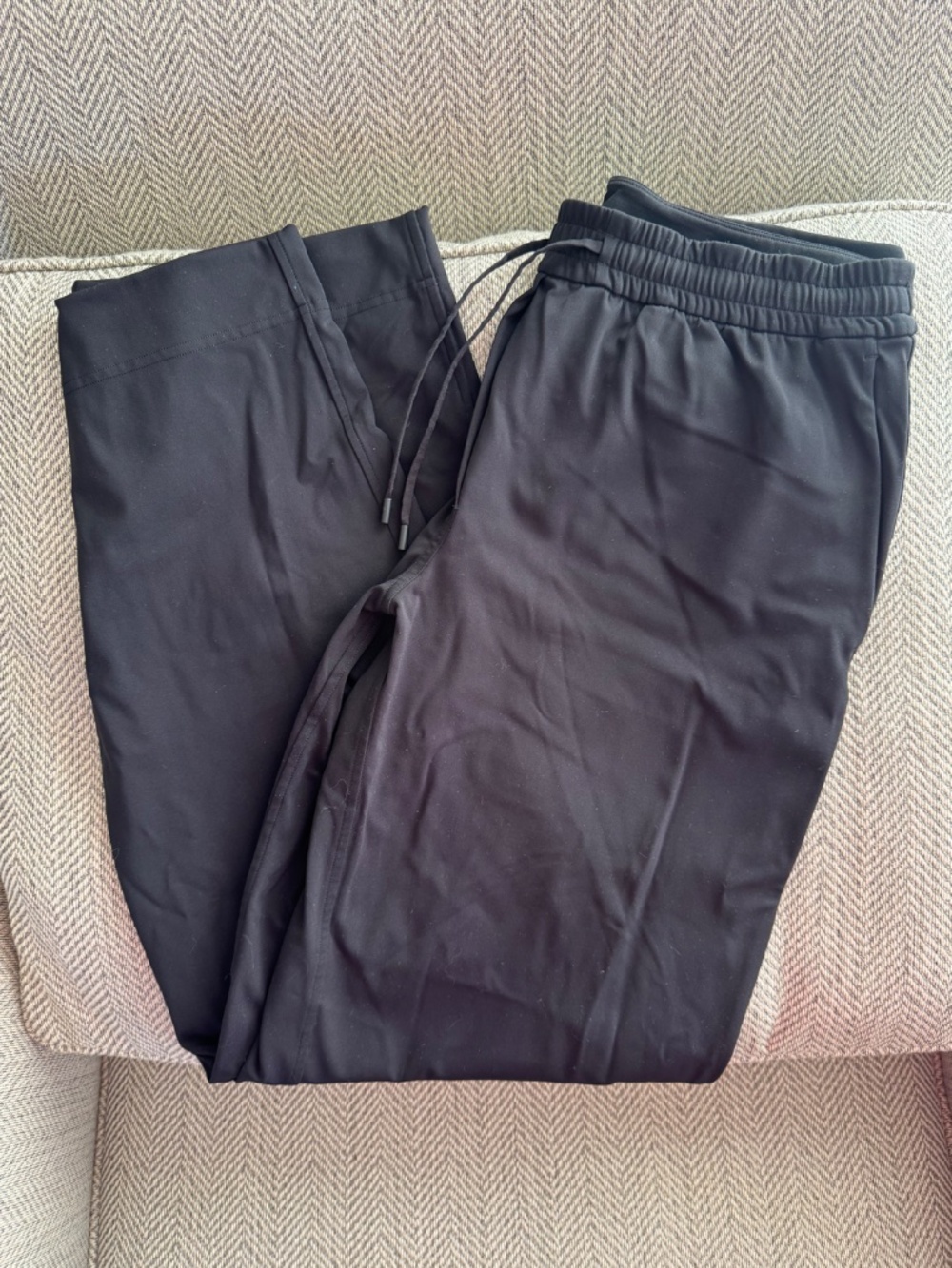 Lululemon Straight-Leg Mid-Rise Pant drawstring Luxtreme Regular Black Medium - Picture 2 of 8